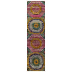 Rug & Kilim's 17th Century Classic Style Läufer in Gold, Rosa & Blau Medaillons