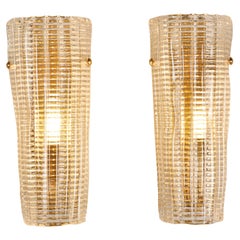 Paire de lampes murales italiennes en verre nervuré et laiton de Murano