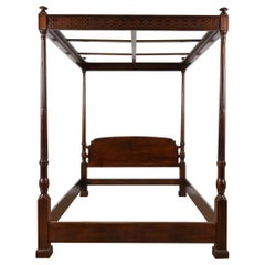 Henredon Georgian Carved Mahogany Four-Poster Queen Size Canopy Bed