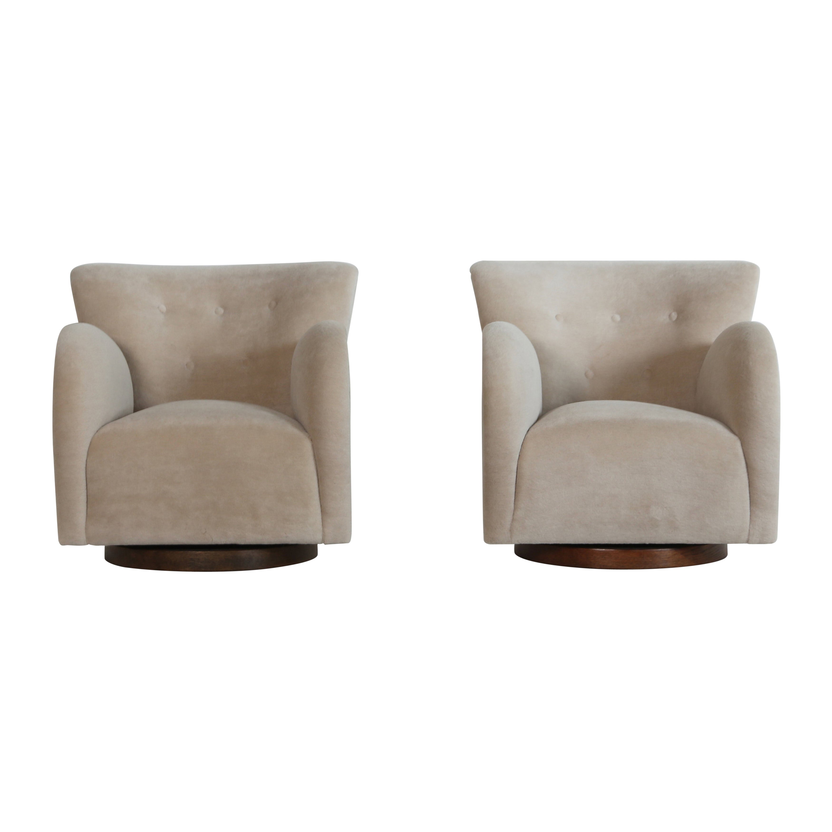 Superb Pair of Swivel Lounge Chairs, Upholstered in Pure Alpaca