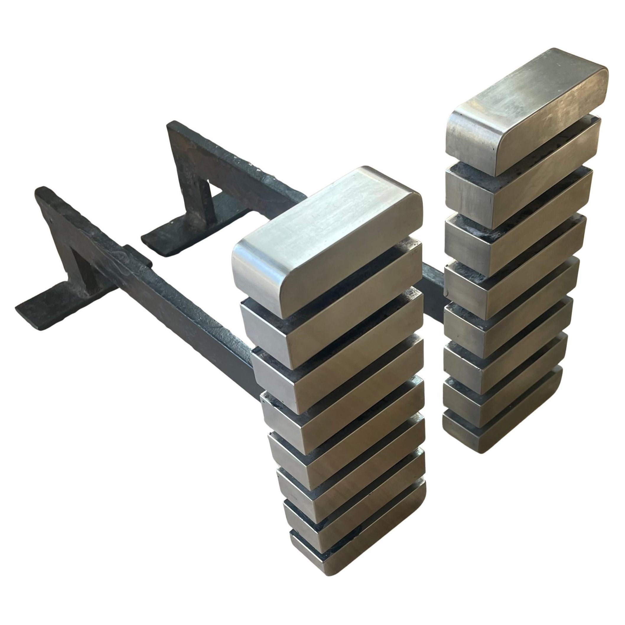 Ein Paar massiver modernistischer Androns, Donald Deskey zugeschrieben, USA 1930. im Angebot