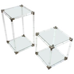 Paar Couchtische aus Lucite und Glas im Stil von Charles Hollis Jones