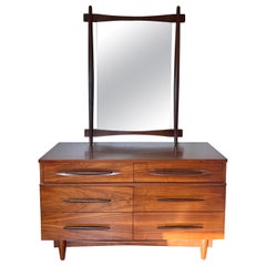 Commode et miroir de chambre à coucher moderne du milieu du siècle par Harmony House 1960s