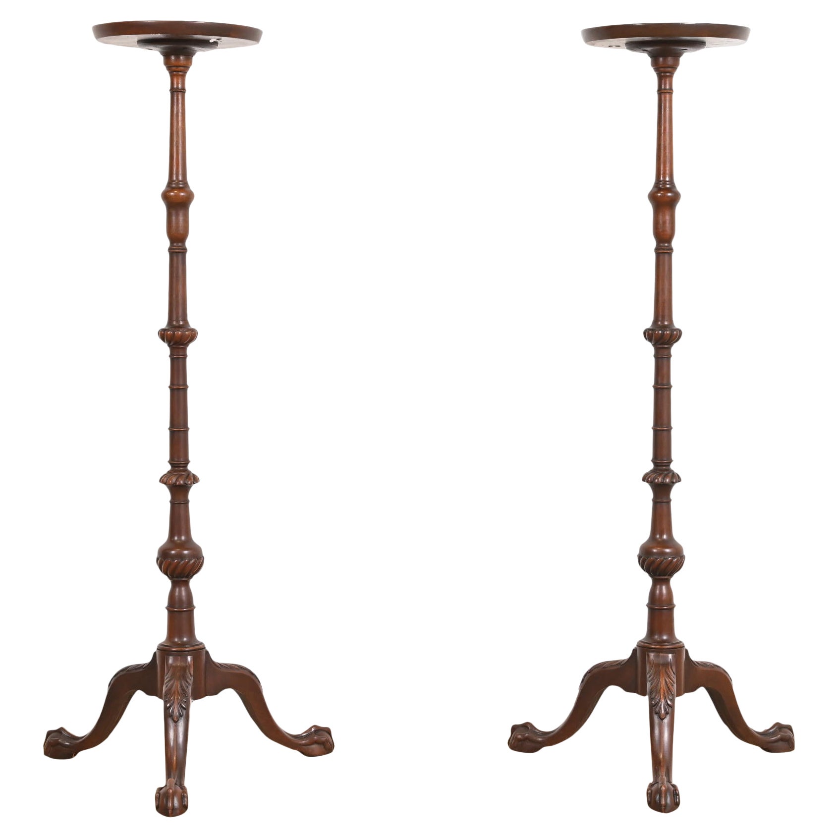 Jardineras con pedestal de caoba tallada Imperial Furniture Chippendale, Pareja