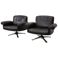 Pair of Vintage De Sede DS-31 Swivel Armchairs in Brown Leather