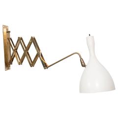 Scissor Wall-Mounted Lamp with White Tulip Shade