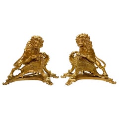 Coppia Antique French Lions Rampant Andirons, CIRCA 1890.