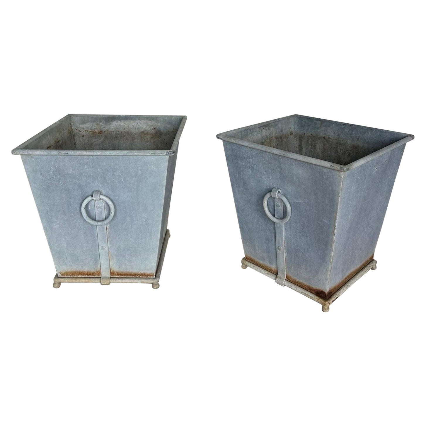 Maceteros de Zinc Estilo Neoclásico Vintage, 4 Disponibles