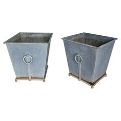 Maceteros de Zinc Estilo Neoclásico Vintage, 4 Disponibles