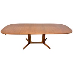 Mid-Century Danish Modern Niels Møller für Gudme Møbelfabrik Teak Esstisch