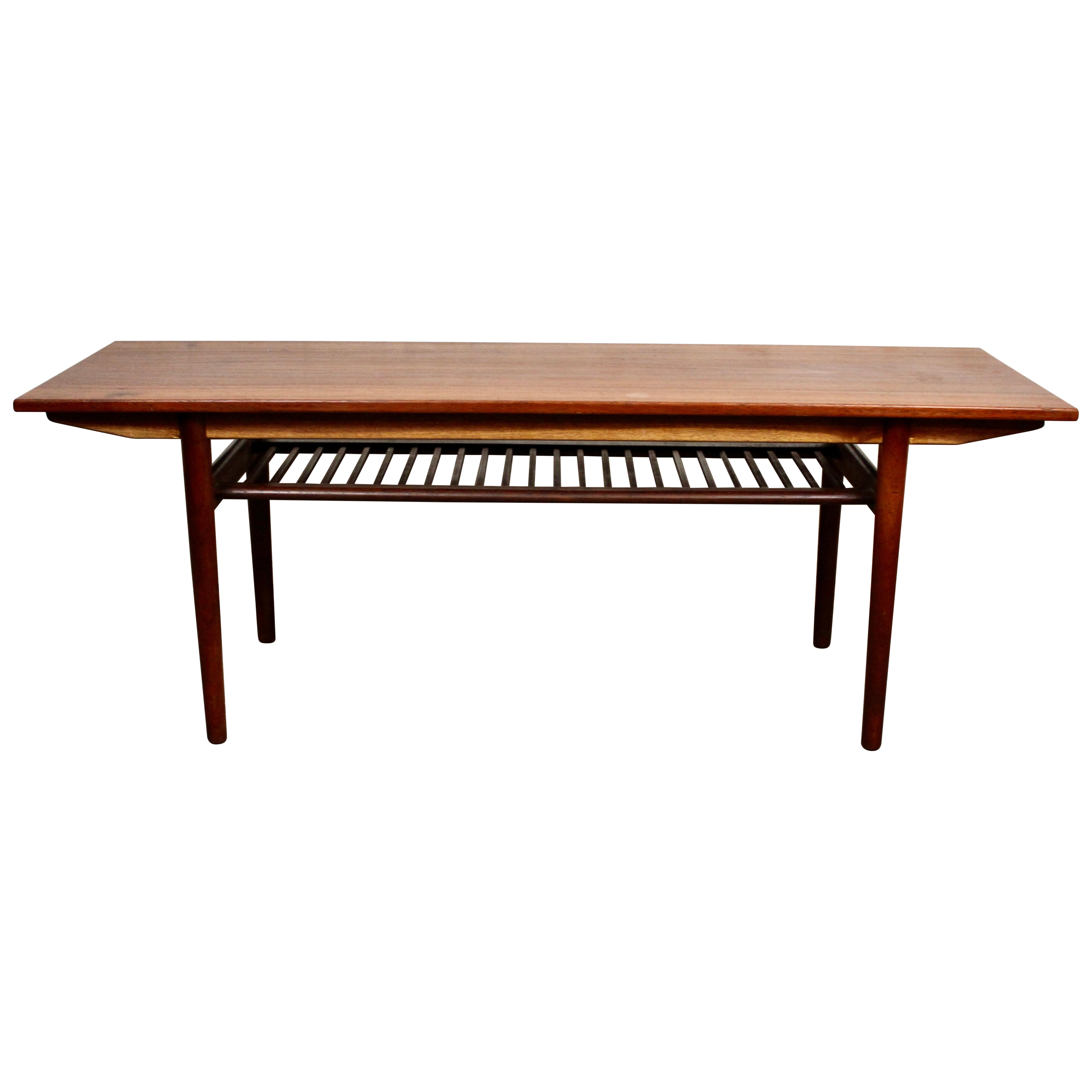 Table basse danoise du milieu du siècle dernier par Arne Hovmand-Olsen pour Jutex