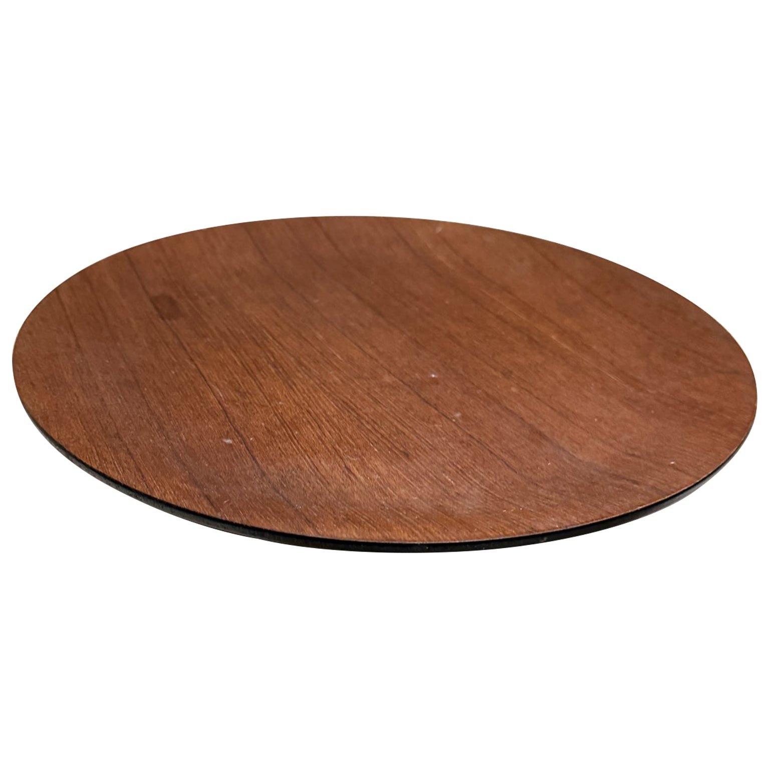 Bandeja modernista de madera de teca sobre negro de los años 70 en venta