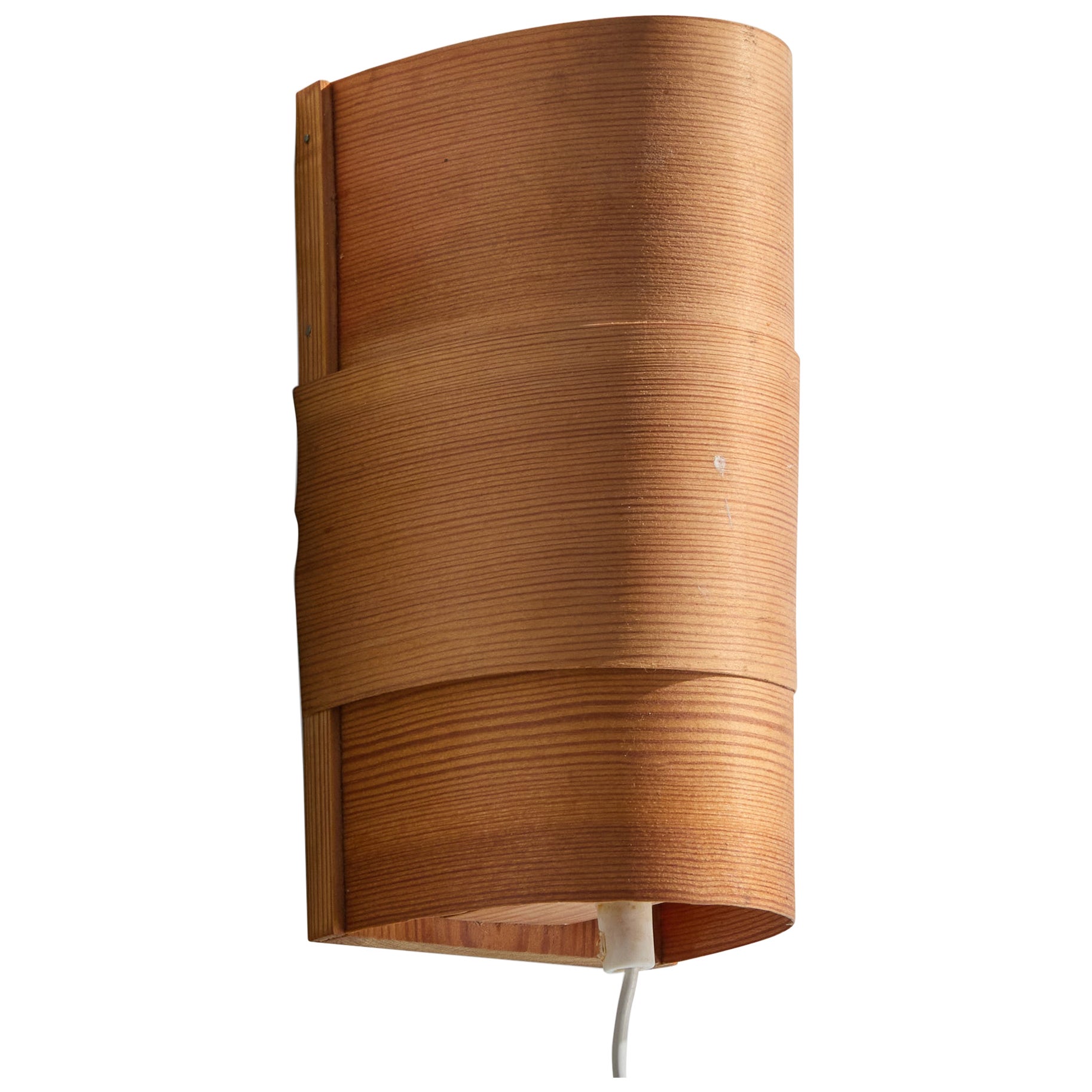 Schwedische Designerin, Wandleuchte, Kiefernholz, Schweden, 1970er Jahre