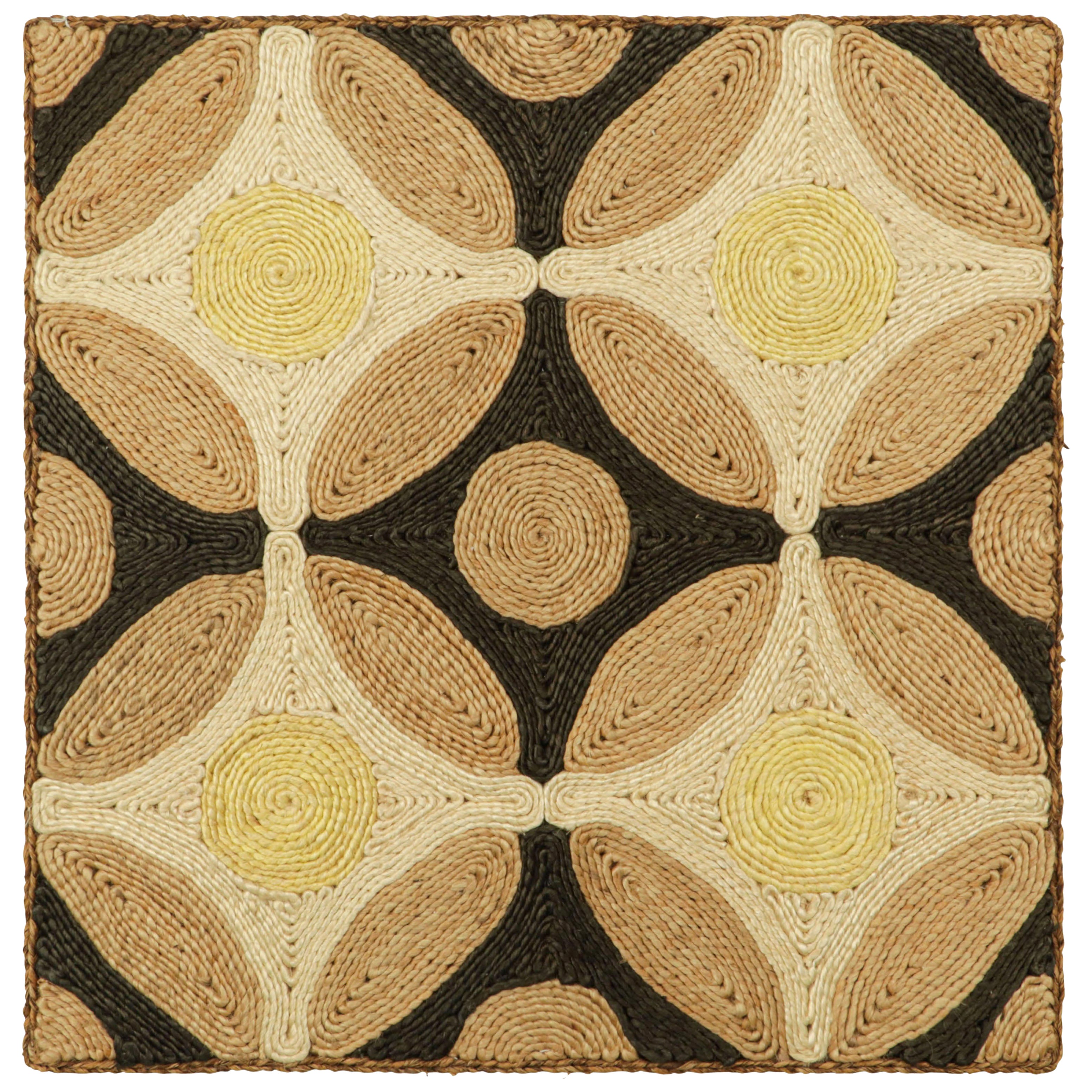 Muestra de alfombra personalizada de abacá de Rug & Kilim, negra con motivos beige-marrón y amarillo