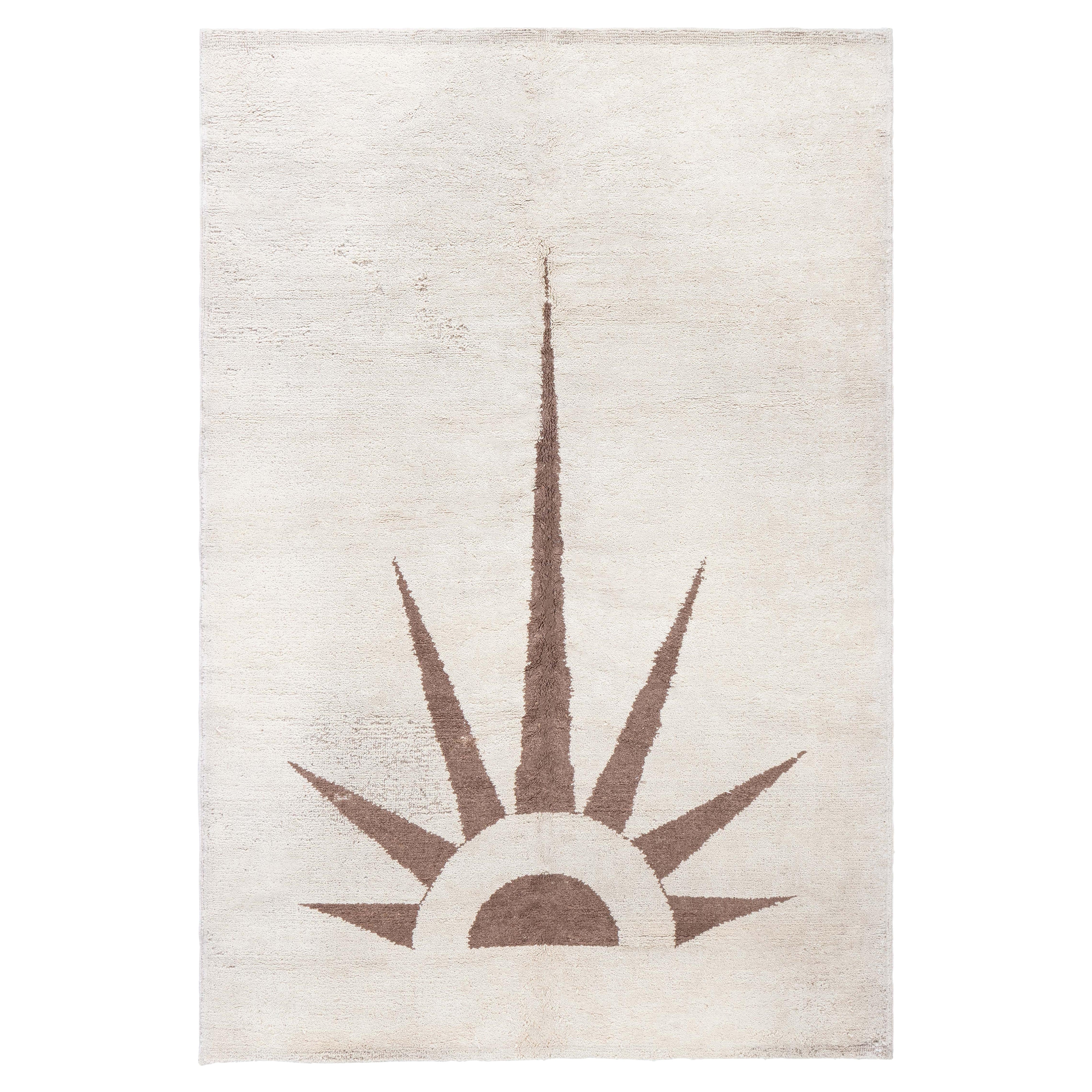 Doris Leslie Blau Alfombra marroquí de lana natural sin teñir de mediados de siglo en venta