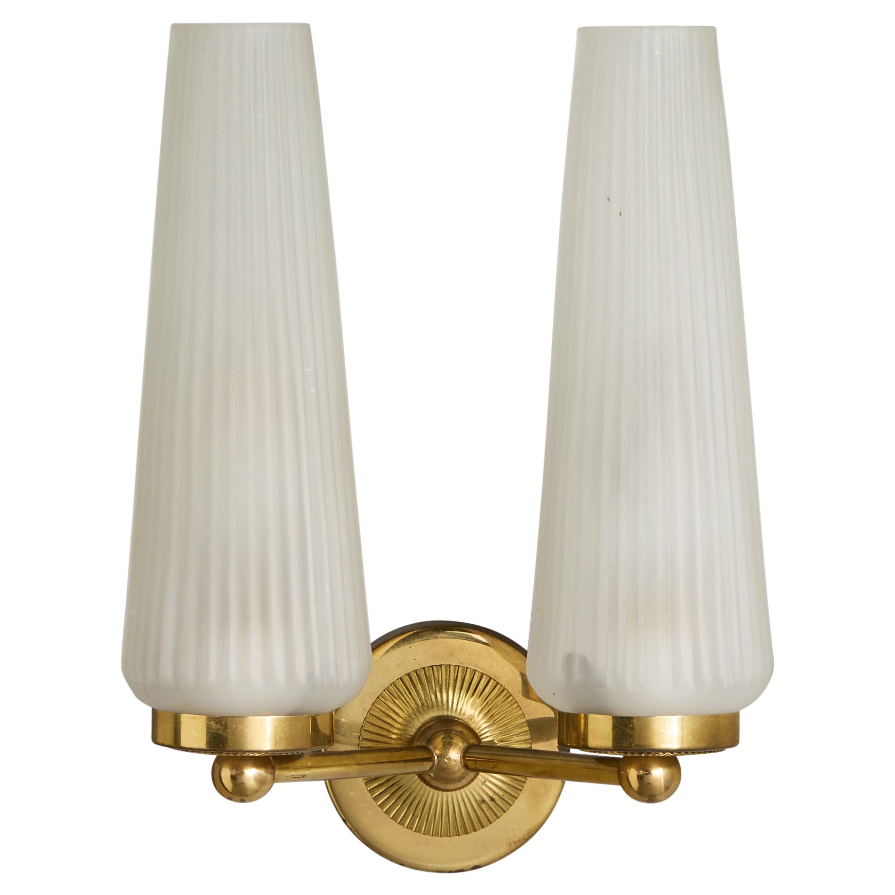 Lampada da parete di design francese, ottone, vetro, Francia, anni '1950