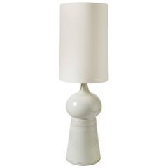 Important Ceramic Floor Lamp with White Glaze Decoration, circa 1990-2000