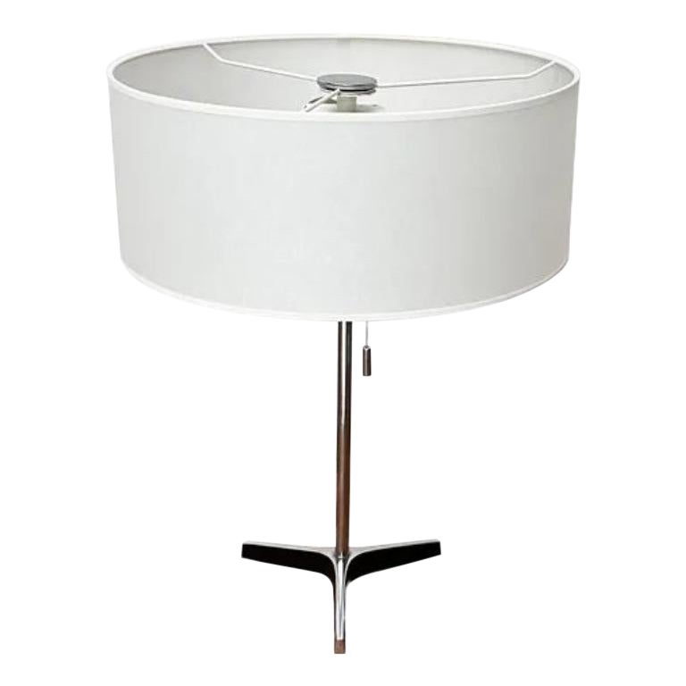 Minimalistische Tripod-Tischlampe aus der Jahrhundertmitte des Space Age, 1960er Jahre