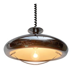 Italienische Ufo-Hängeleuchte aus der Mitte des Jahrhunderts (Space Age), 1960er Jahre