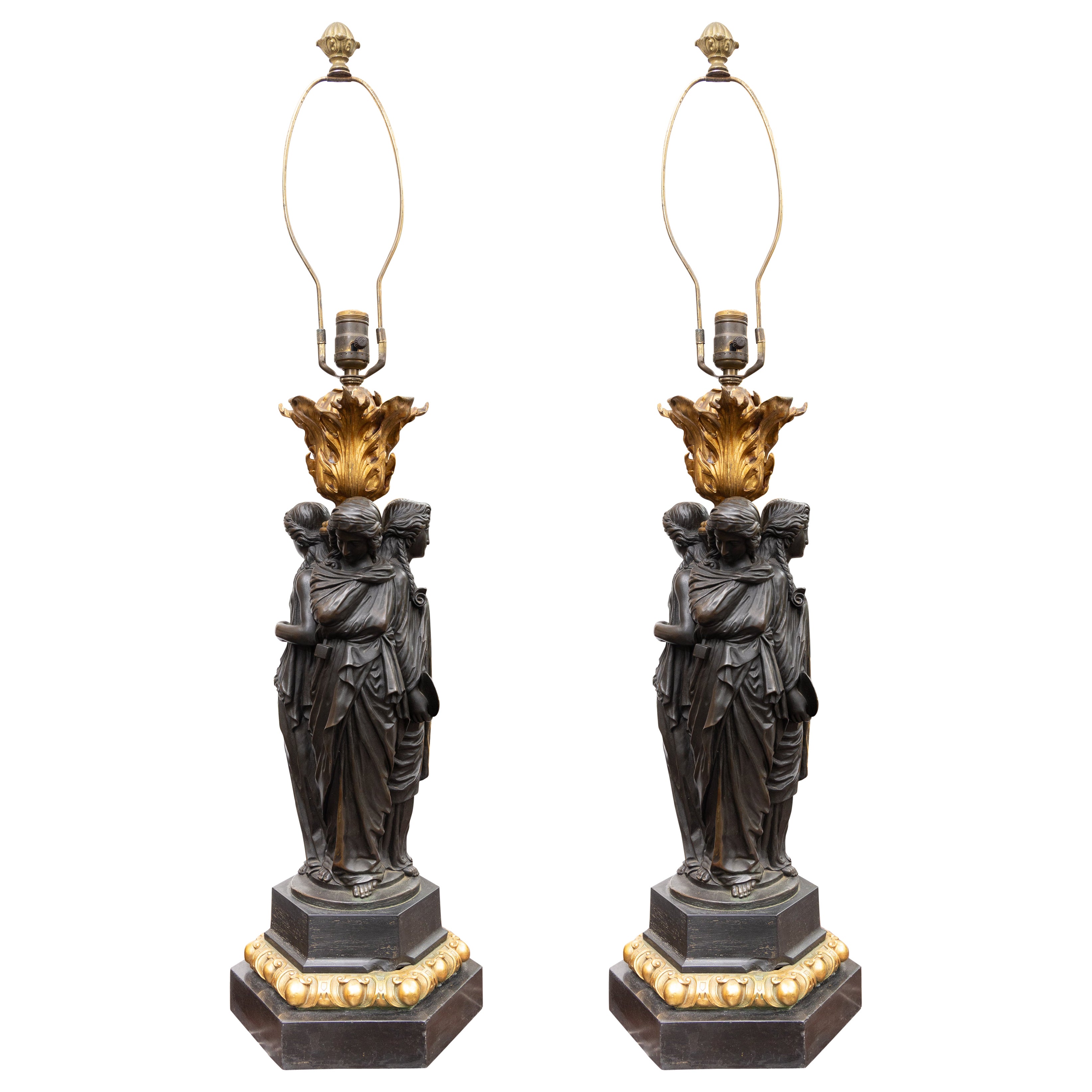 Pareja de Esculturas de las 3 Gracias Electrificadas en Bronce y Parcela Dorada del S. XIX