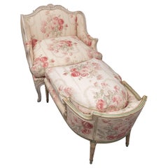 Bergere Francés del Siglo XIX Estilo Luis XV Casado con Taburete Estilo Luis XVI