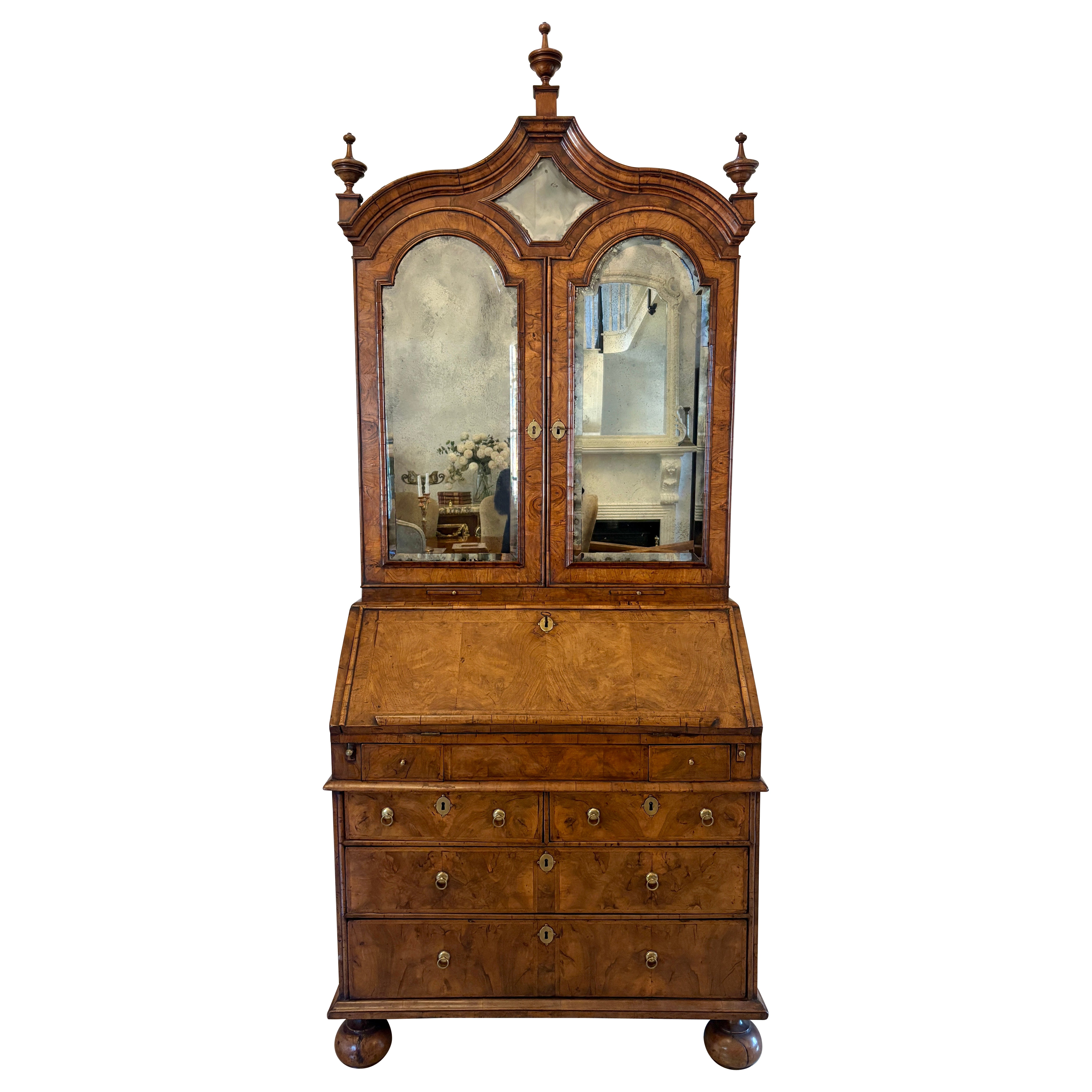 Antique Queen Anne Fantastic Quality Burr Walnut & Featherbanded Bureau Bookcase For Sale