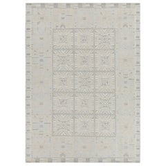 Tappeto personalizzato in stile scandinavo di Rug & Kilim, motivi geometrici bianchi e grigi