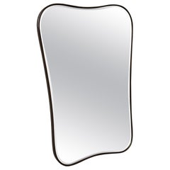 Espejo de pared curvo con forma de latón, años 50