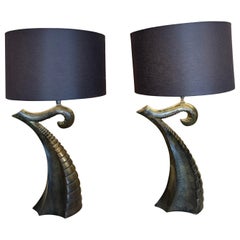 Pareja De Lámparas De Mesa De Bronce De Forma Orgánica