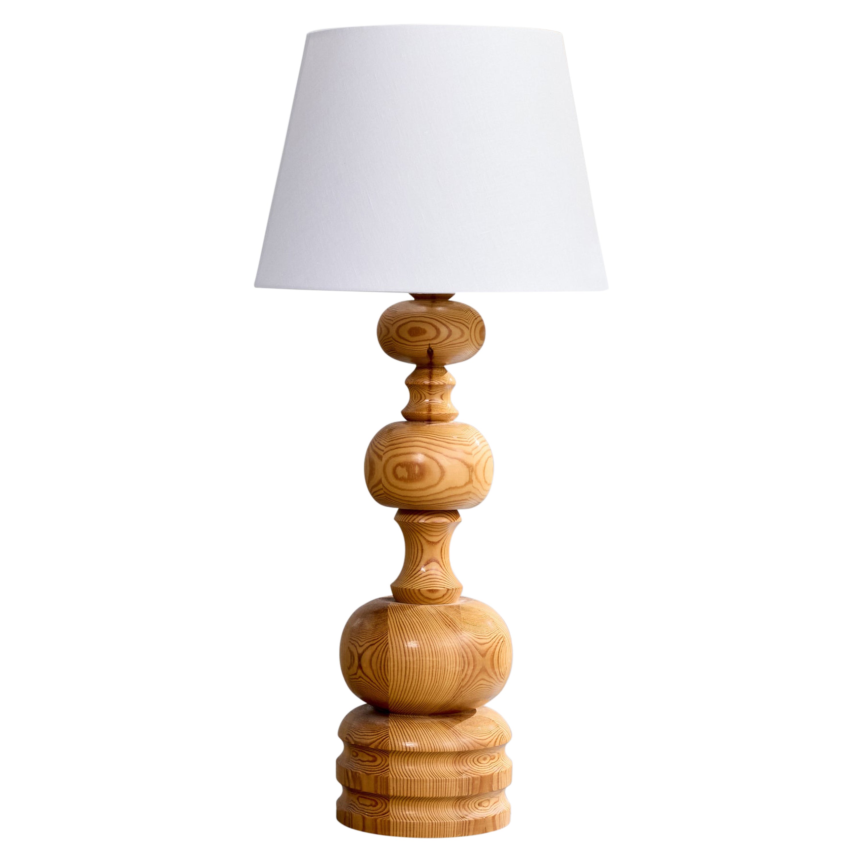 Schwedische Designerin, Tischlampe, Kiefernholz, Schweden, 1970er Jahre
