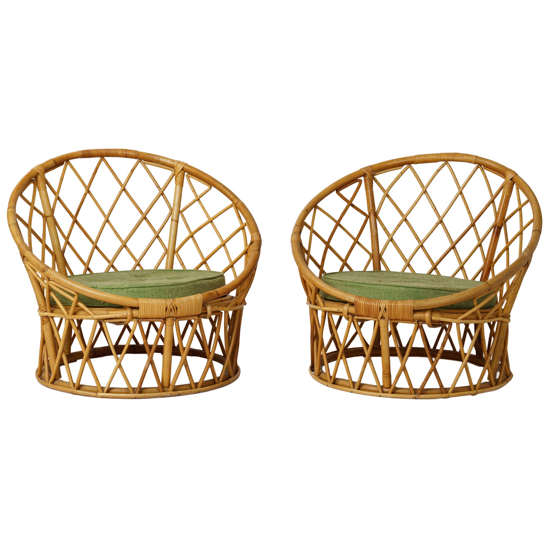 Paar signierte „Berceau“ Korb-Rattan-Loungesessel von Audoux Minnet – Frankreich 1960er Jahre