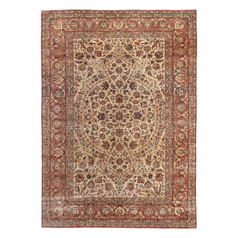 Vintage Ivory Persian Isfahan Rug, 04'11 x 07'08 For Sale at 1stDibs