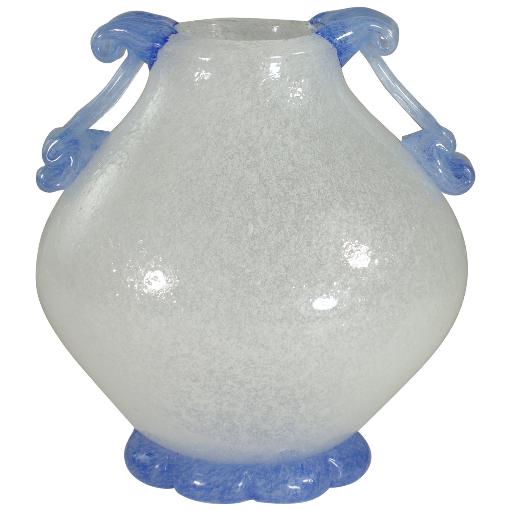 1940 Seguso White Blue Pulegoso Murano Glass Vase For Sale