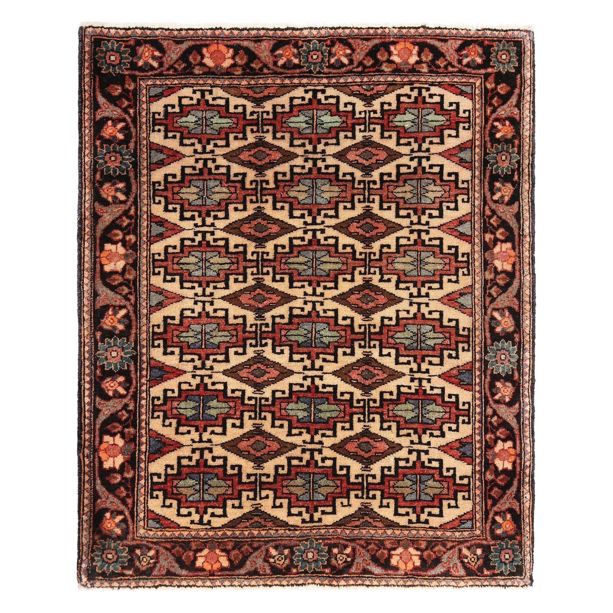 Persischer Semnan-Teppich aus Wolle – elfenbeinfarbenes Design – 97468