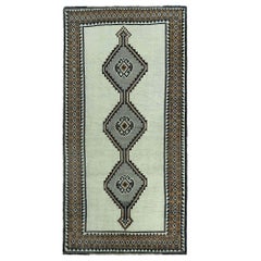 Petit tapis persan Gabbeh - Design en laine gris ivoire jaune - 97555