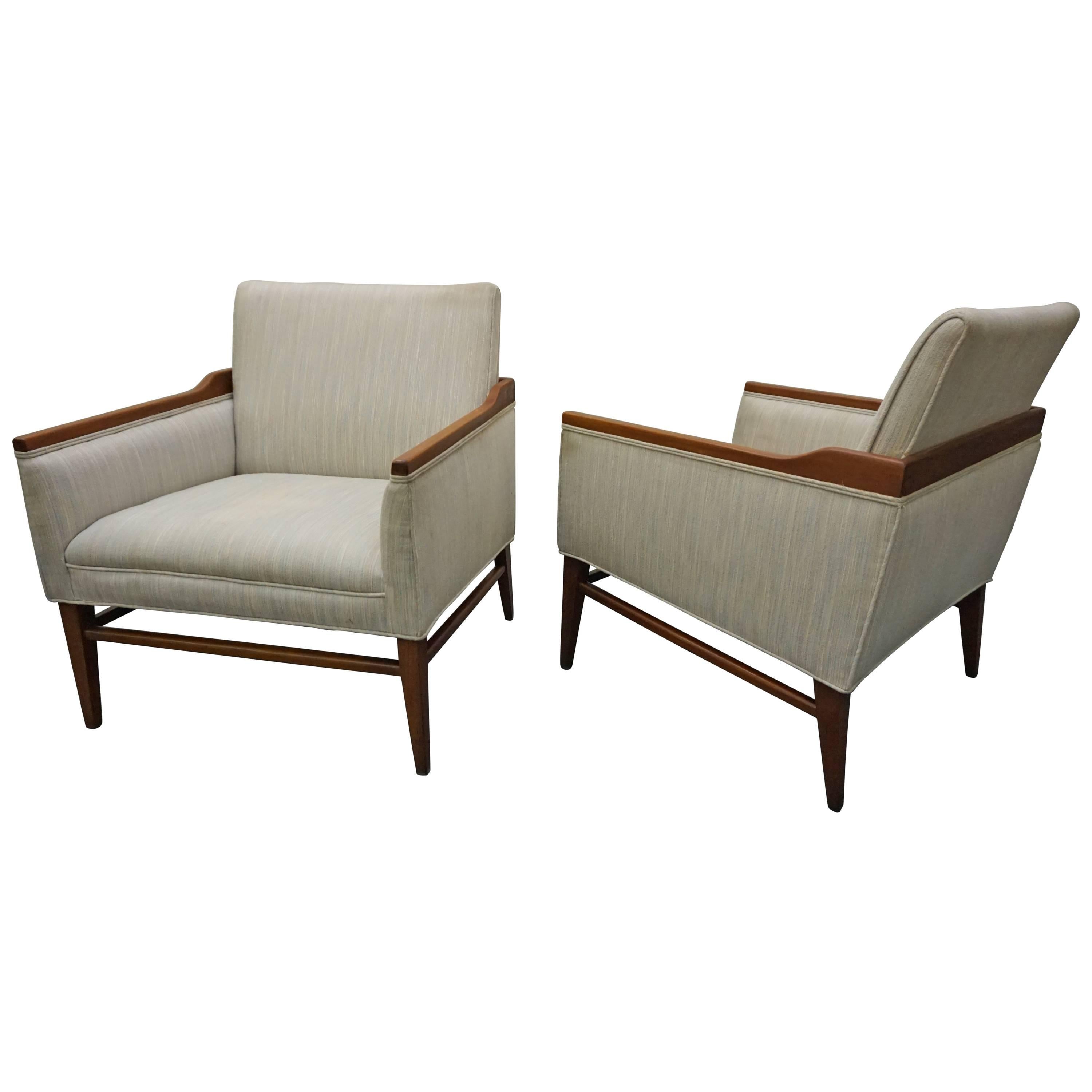 Stunning Pair of American Mid-Century Modern Walnut Lounge Chairs For Sale