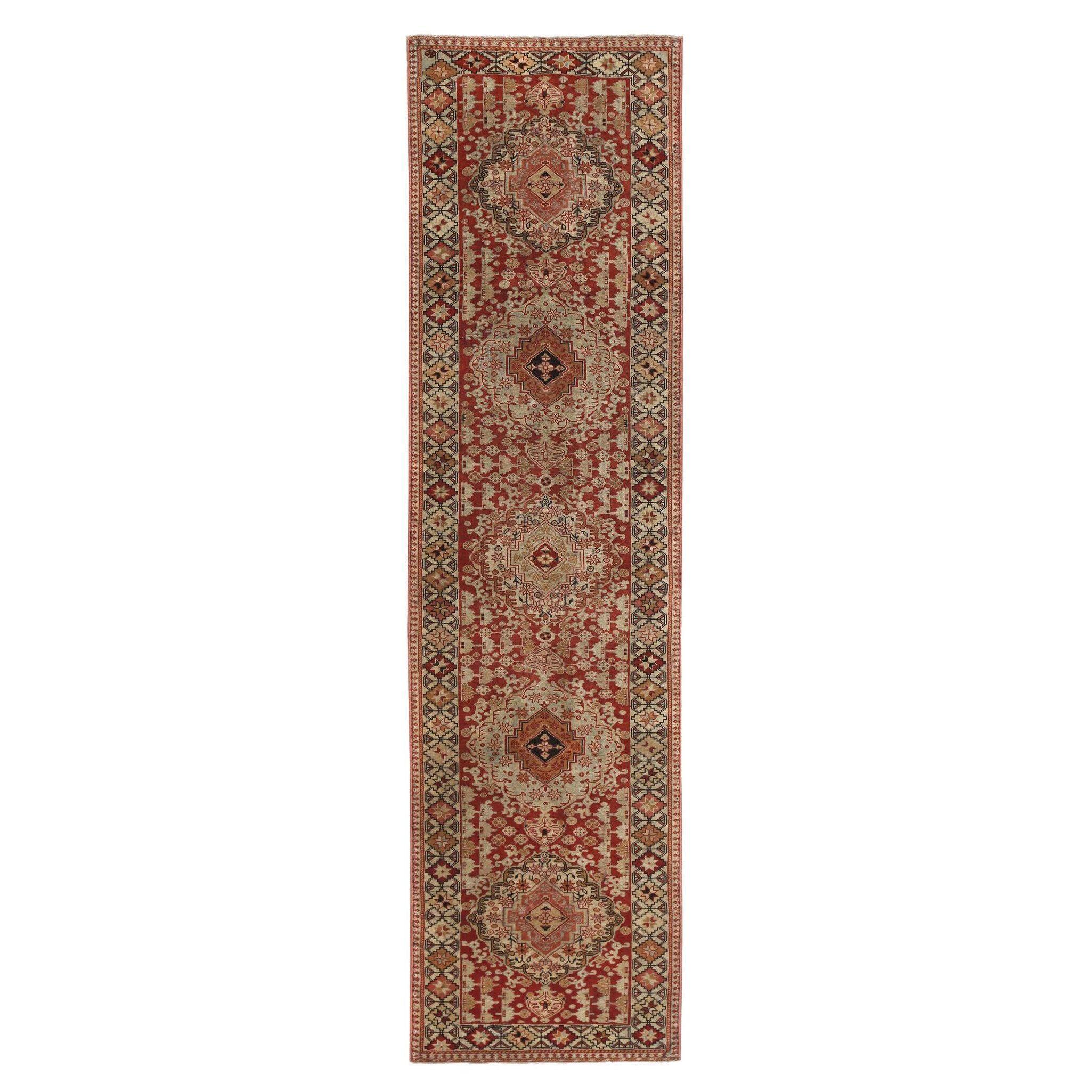Persischer Shiraz-Läufer aus Wolle in Elfenbein, Rot und Taupe mit Muster - 97987 im Angebot