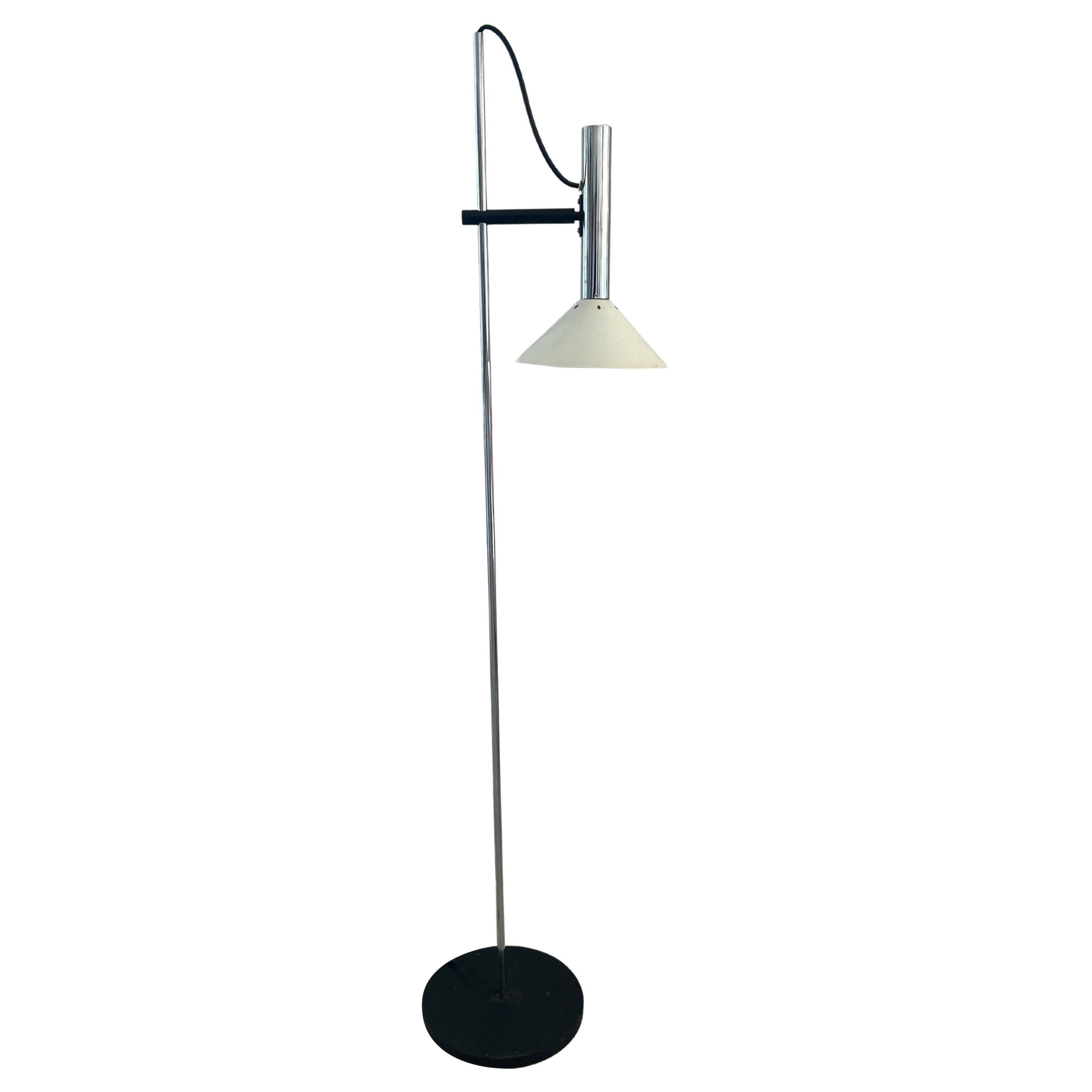 Lampada da terra cromata ad altezza regolabile in stile mid-century modern di Joe Colombo