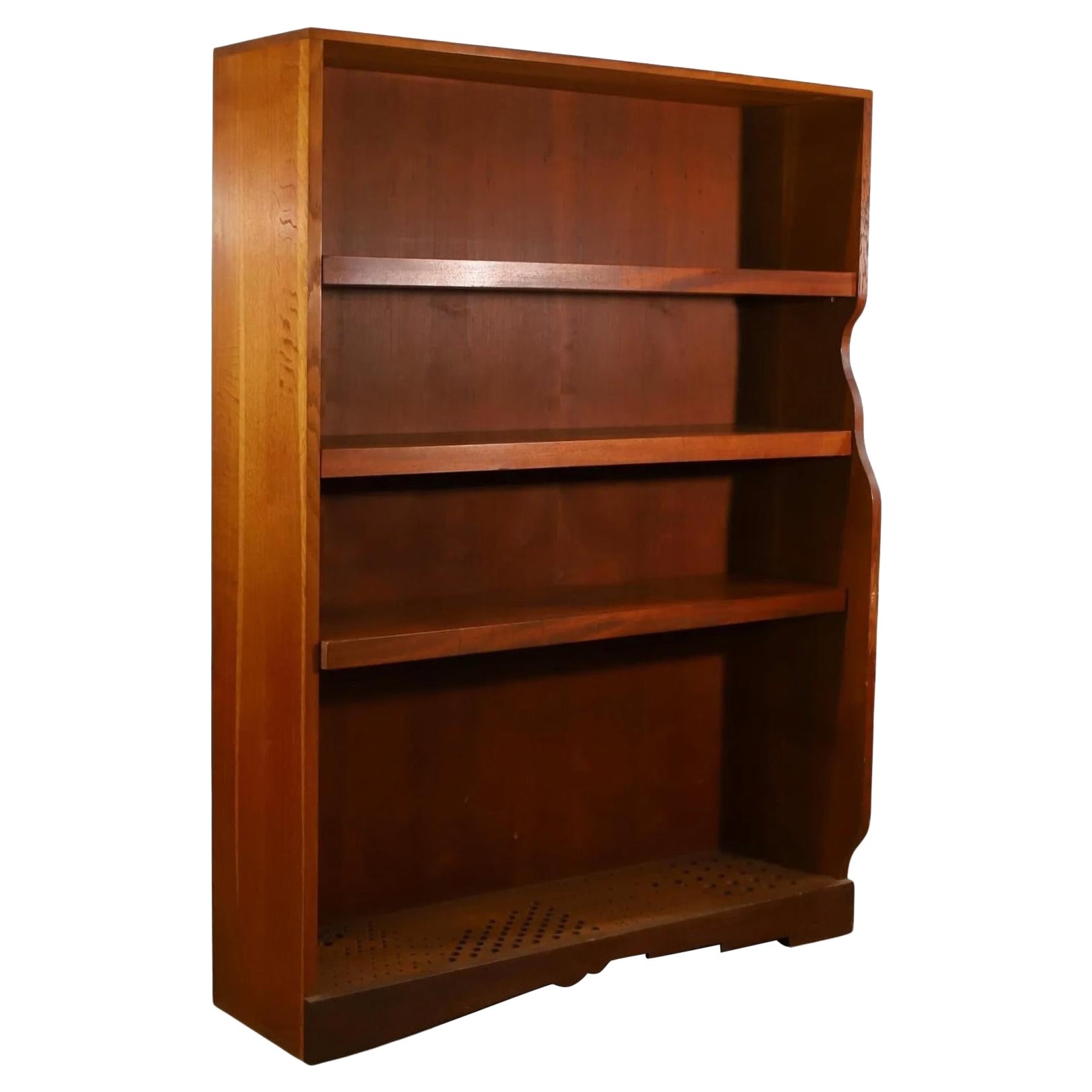 Modernes Mid-Century Modern-Bücherregal mit 4 Einlegeböden aus Kirschbaumholz, American Studio Craft