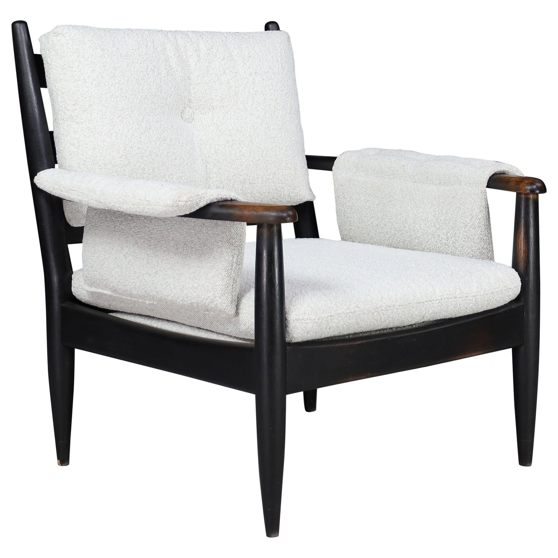 Mid-Century French Armchair in Patinated Oak and Bouclé Upholstery, 1960s