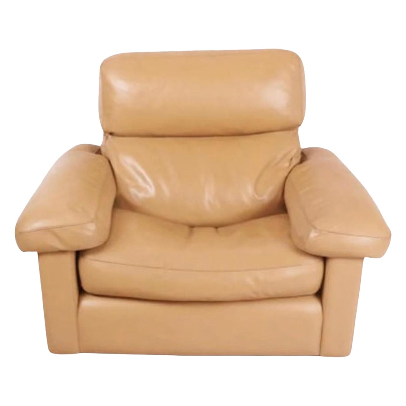 Midcentury Tan Leather Lounge Chair by Tito Agnoli Poltrona Frau