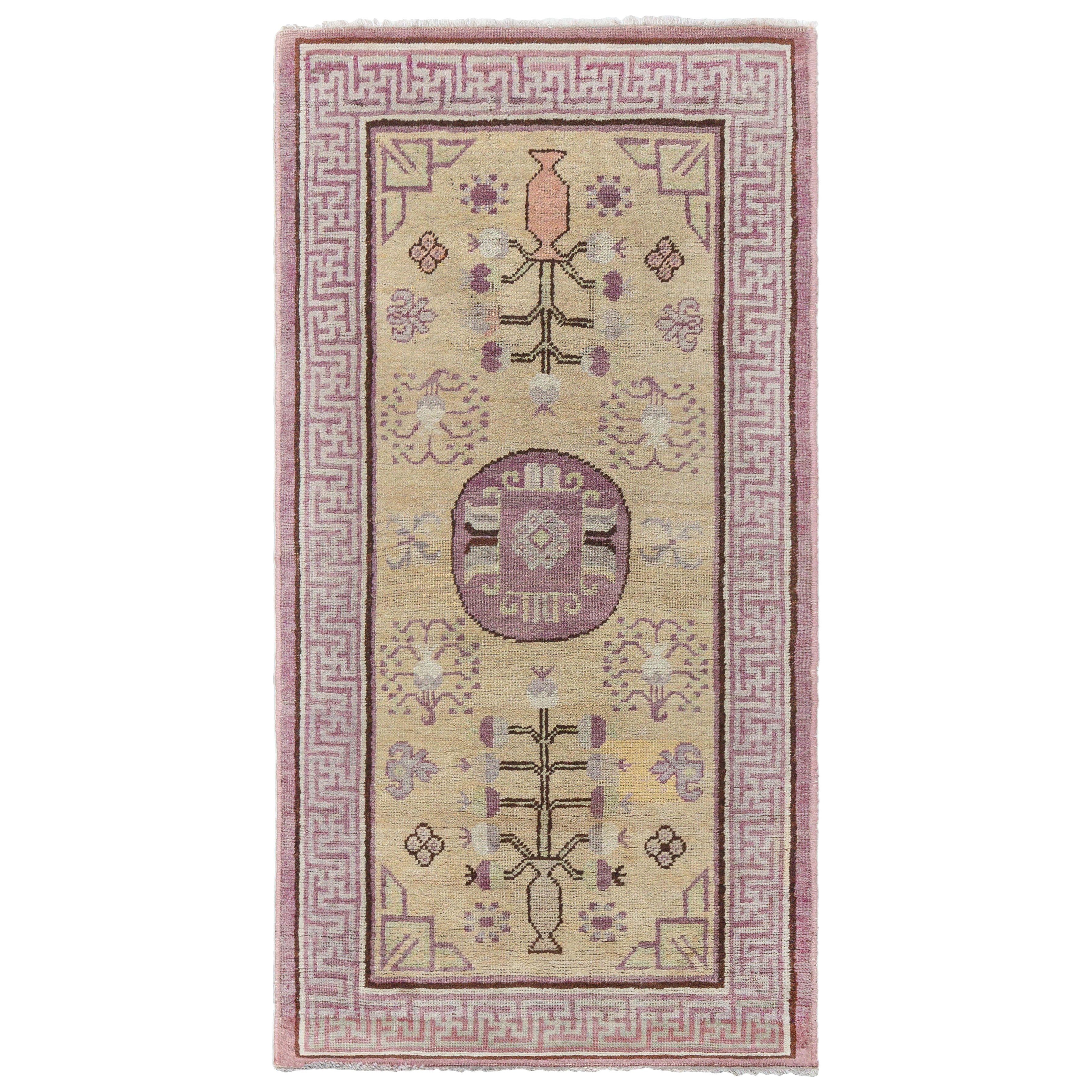 Doris Leslie Blau Alfombra vintage de lana hecha a mano de Samarcanda (Khotan)