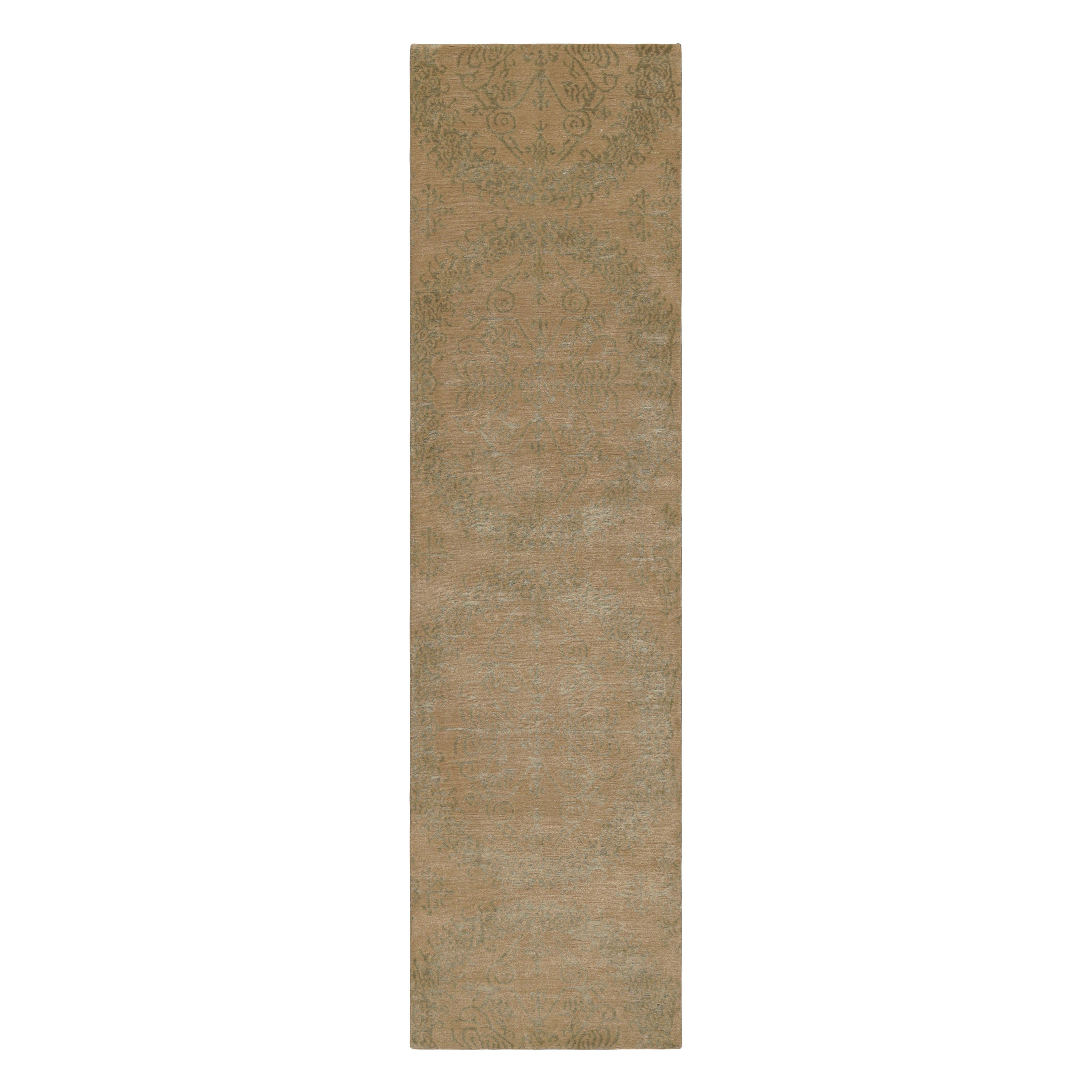 Rug & Kilim’s European Style Runner Rug in Gold with Floral Medallions “Catana”
