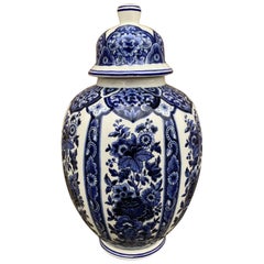 Jarra de jengibre de porcelana Chinoiserie azul y blanca Italian Delfts de Ardalt