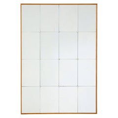 Espejo de pared escandinavo de teca segmentado de mediados de siglo