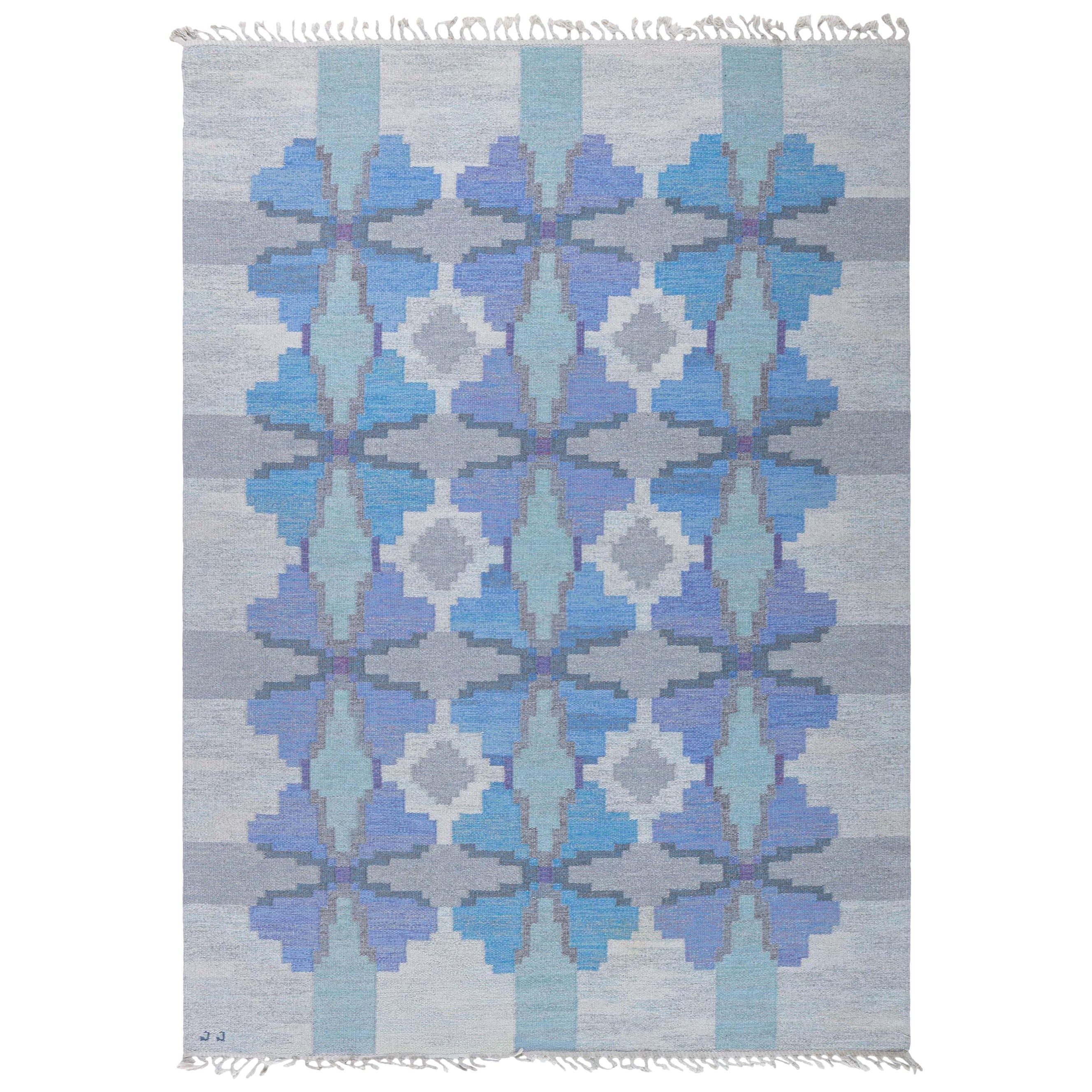 Doris Leslie Blau Alfombra sueca vintage de tejido plano de Judith Johansson