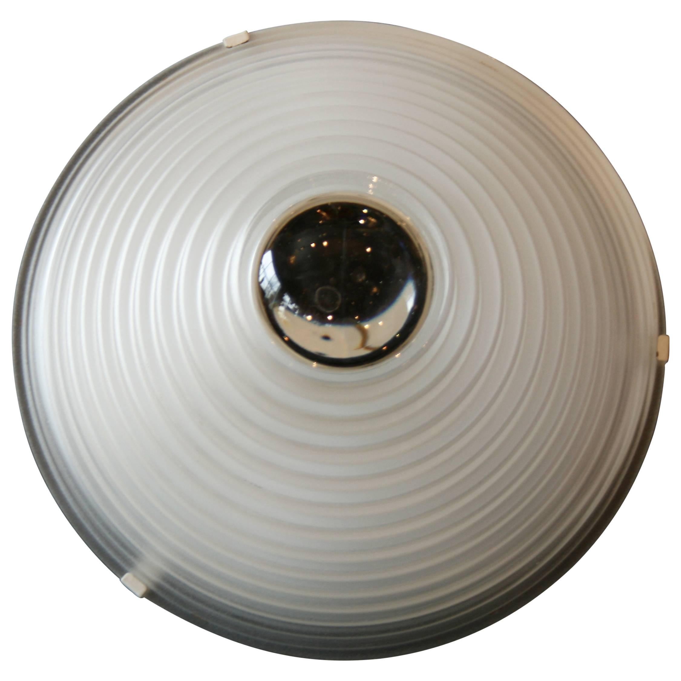 Impressive tiered glass round ceiling or wall light fixtures featuring a convex lens glass and graduating tiered; these can be ceiling mounted, wall-mounted or hang as pendants from wire or chain. Four items available.
Avantgarden Ltd. cultivates