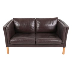 Magnifique canapé 2 places en cuir brun foncé Danish Modern Mid century birch Legs