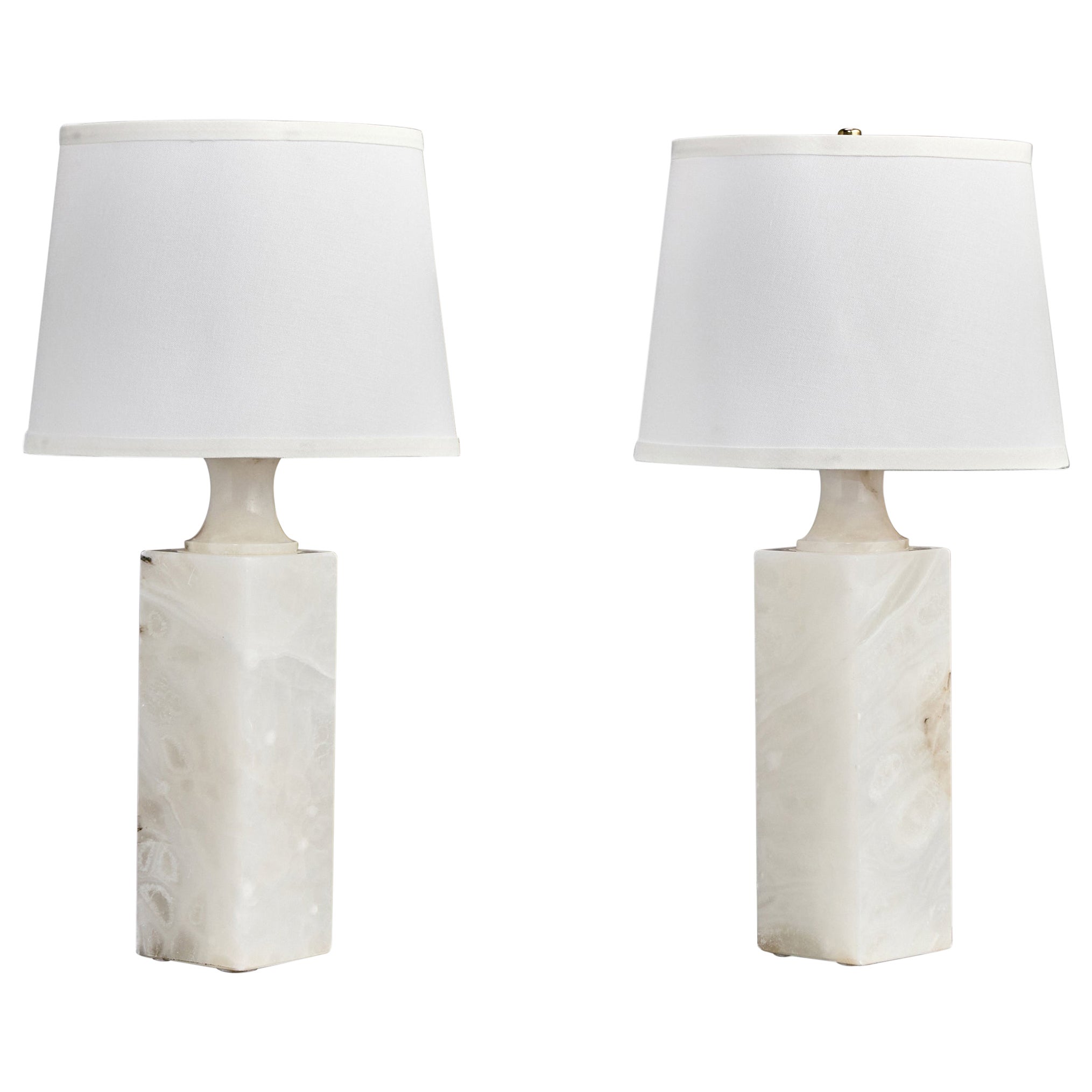Schwedische Designerin, Tischlampen, Alabaster, Schweden, 1970er Jahre