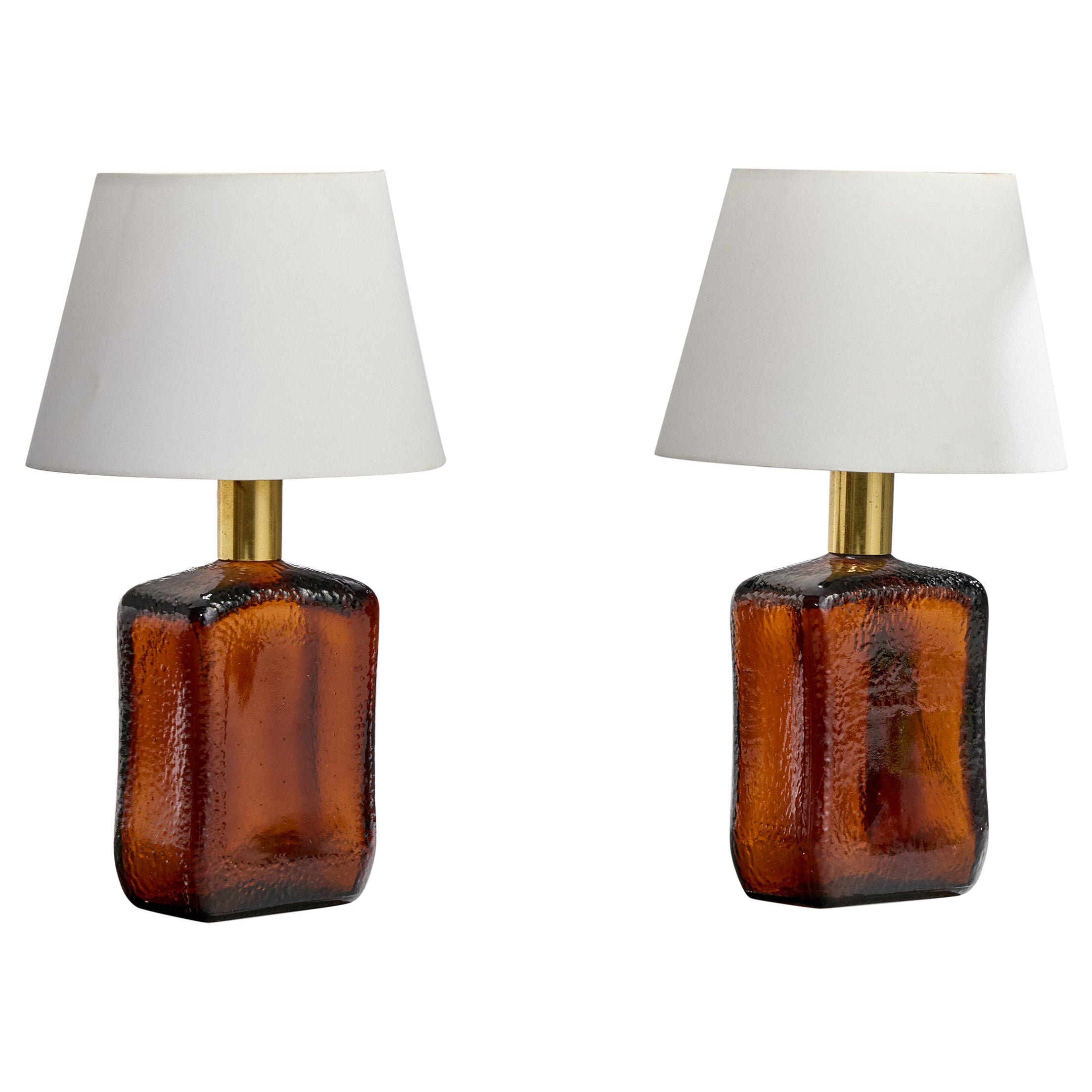 Designer suédois, lampes de table, laiton, verre, Suède, années 1950